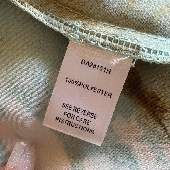 Womans size small blue and - Picture 6 of 6